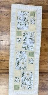Holiday Elegance All Squared Up Runner Kit - Includes Backing / Binding