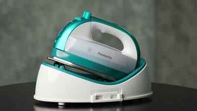 Panasonic Freestyle Cordless Iron - Thumbnail 3