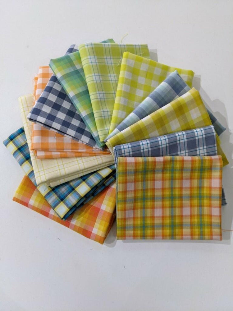 Social Sharks FQ Bundle - 12 Fat Quarters