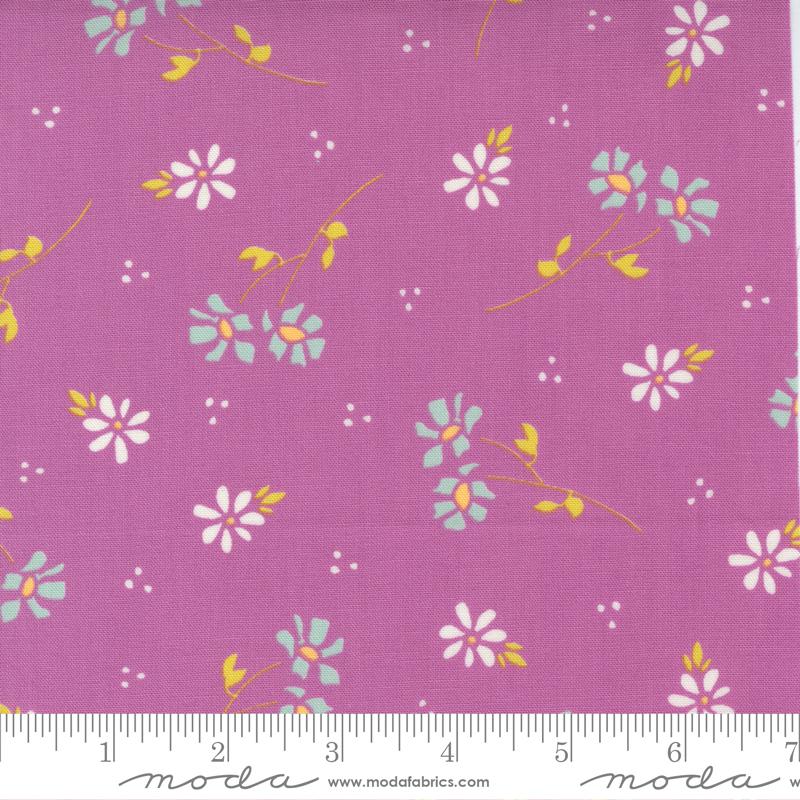 Seashore Drive-Tossed Floral Violet